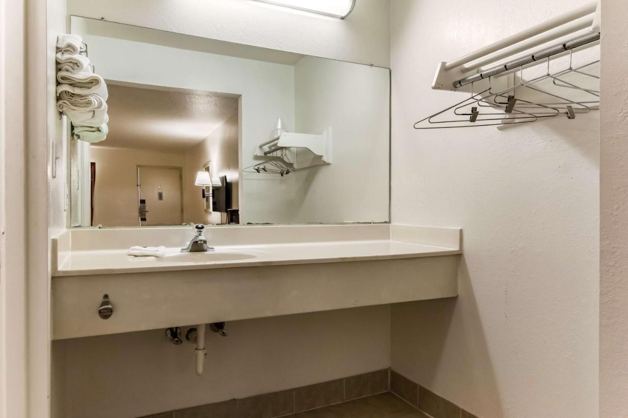 Motel 6-Raleigh, Nc - Cary Zewnętrze zdjęcie