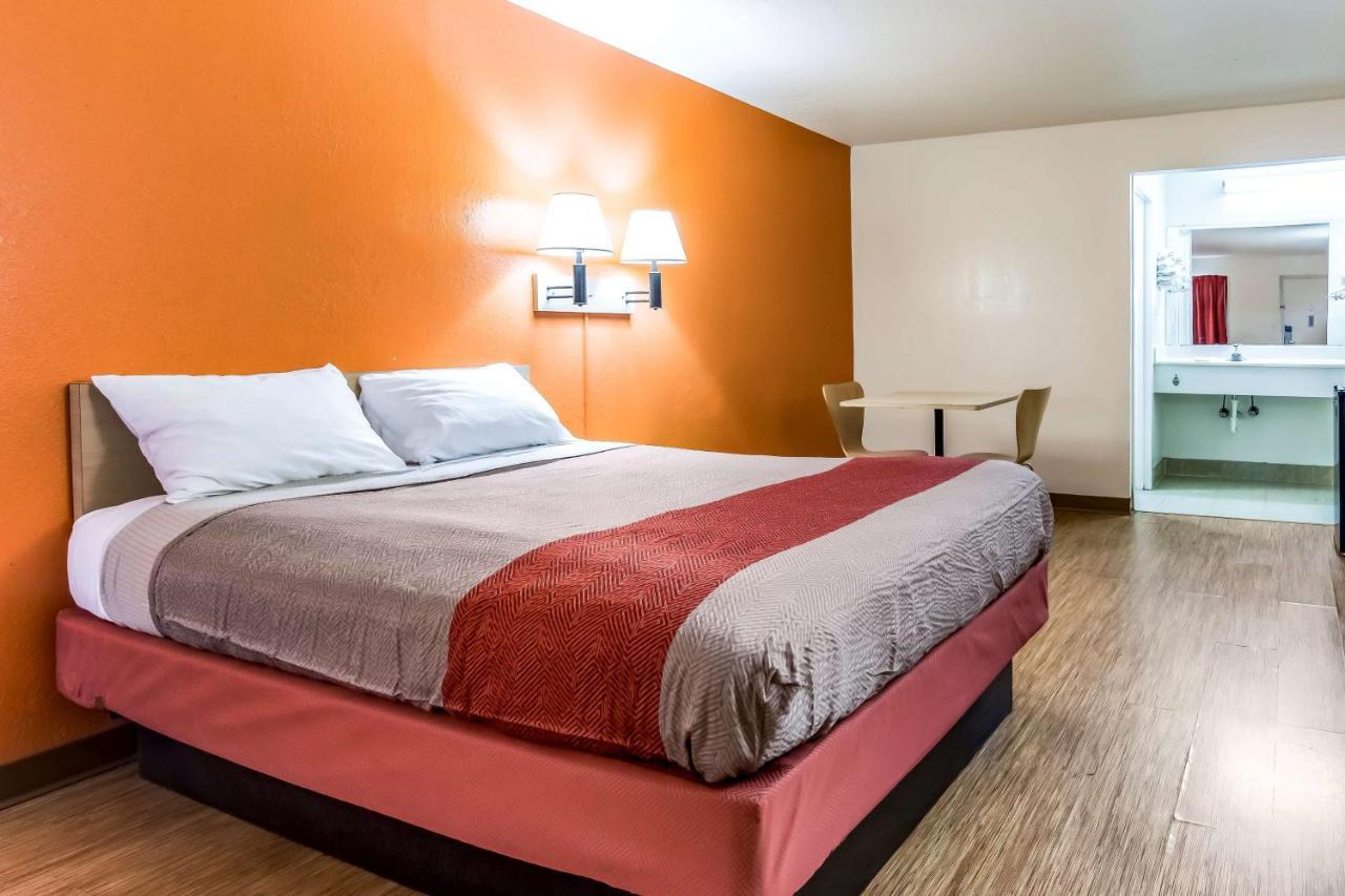 Motel 6-Raleigh, Nc - Cary Zewnętrze zdjęcie