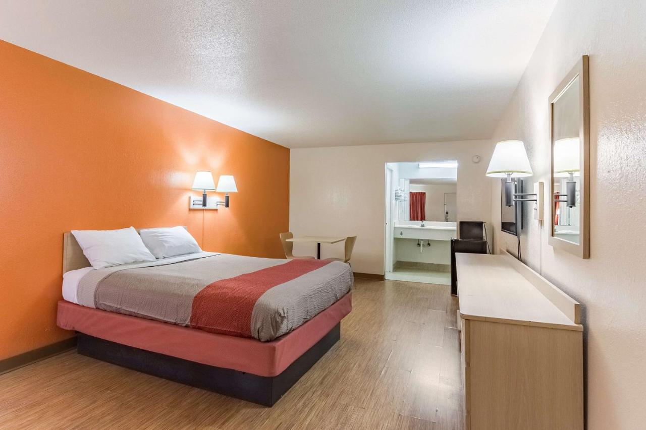 Motel 6-Raleigh, Nc - Cary Zewnętrze zdjęcie